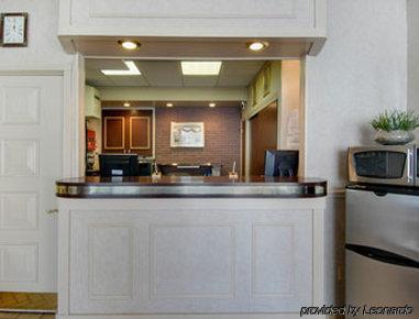 Travelodge Inn & Suites แลแธม ภายใน รูปภาพ